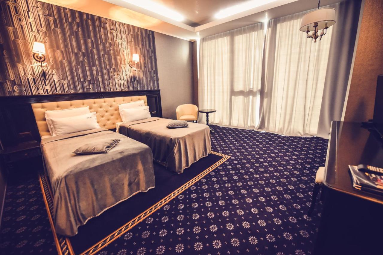Hotel Spa Ice Resort Ghiroda Exterior foto